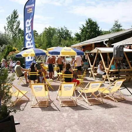 Campeggio ZEcamping 4 étoiles à 5km de la plage piscine chauffée toboggans dog friendly *