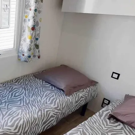 Campingplads Zecamping 4 A 5Km De La Plage Piscine Chauffee Toboggans Dog Friendly Grayan-et-l'Hopital