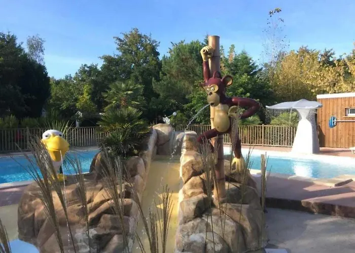 Zecamping 4 A 5km De La Piscine Chauffee Toboggans Dog Friendly * Grayan-et-l'Hopital
