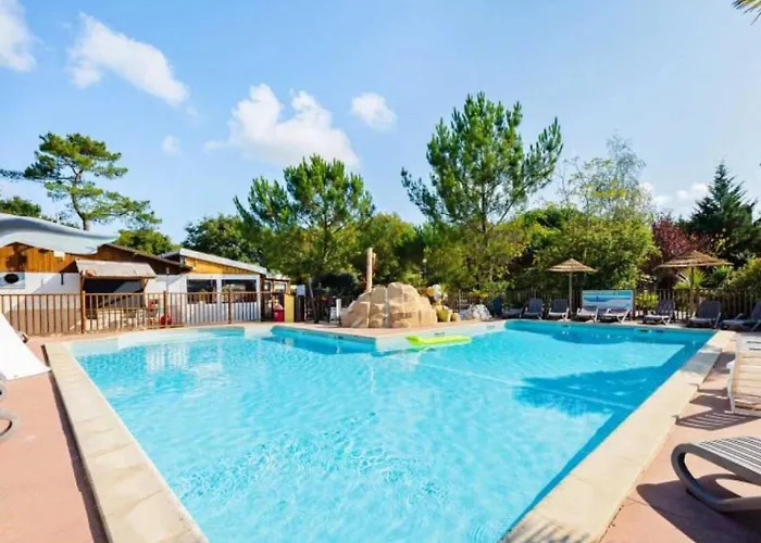 Zecamping 4 A 5km De La Piscine Chauffee Toboggans Dog Friendly *