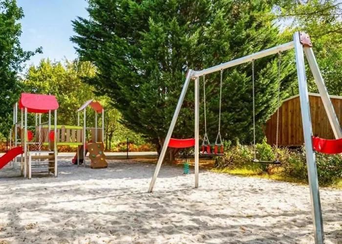 Zecamping 4 A 5km De La Piscine Chauffee Toboggans Dog Friendly אתר קמפינג Grayan-et-l'Hopital