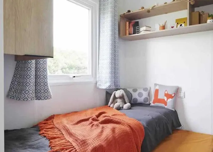 Zecamping 4 A 5Km De La Plage Piscine Chauffee Toboggans Dog Friendly